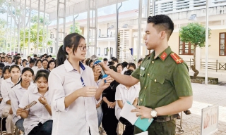 Tăng sức “đề kháng” cho thanh niên trên không gian mạng